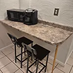 Suites On Chocolate - The Studio